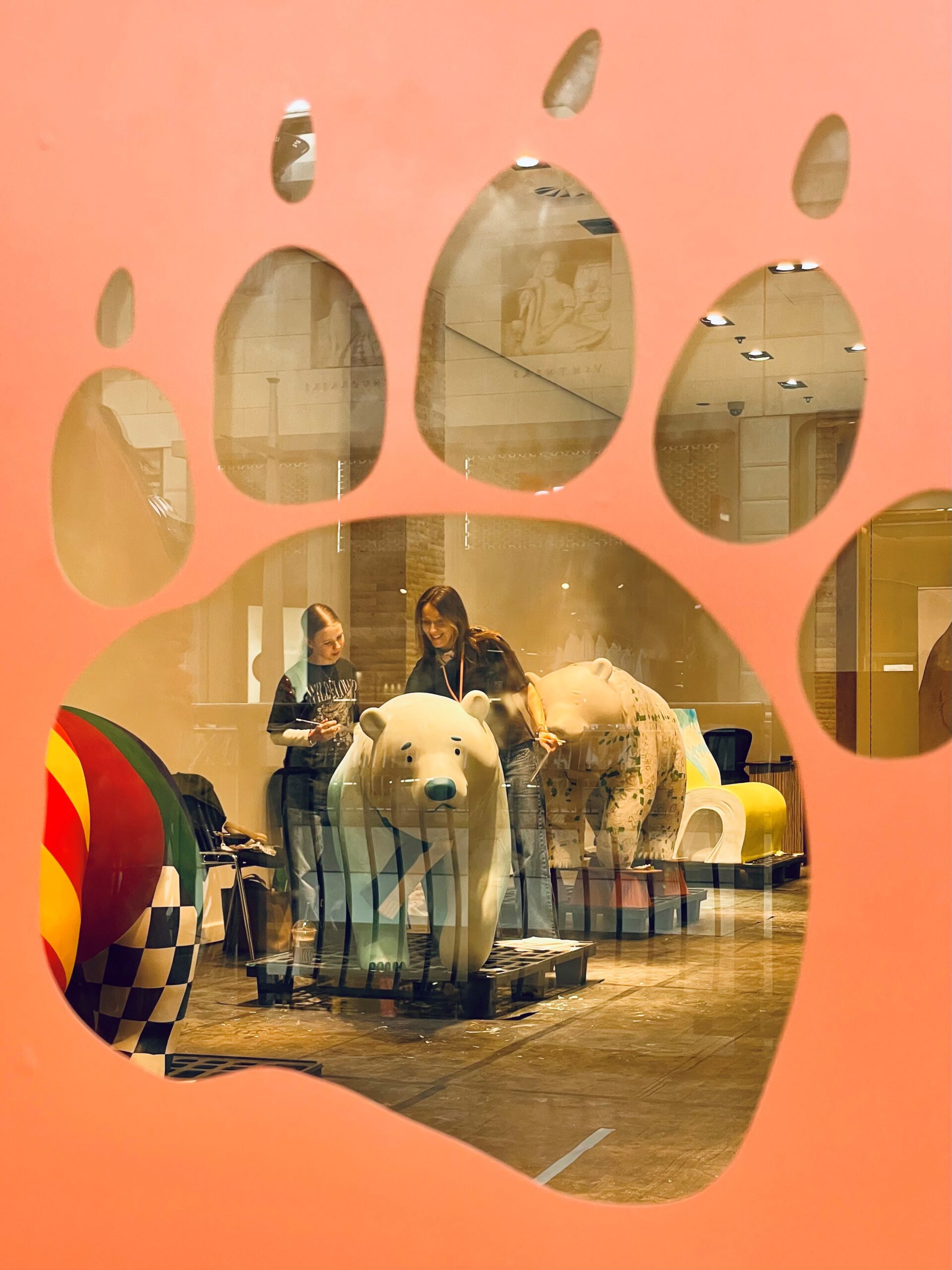 ECHOES OF DARTFORD: THE BEAR TELLING A TOWN’S STORY